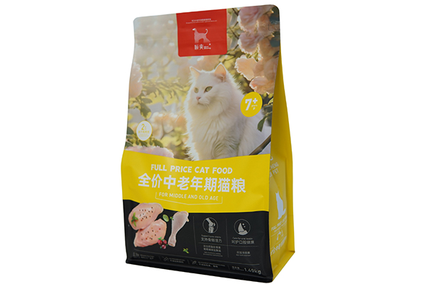 Complete Cat Food For Middle-Aged And Elderly Cats